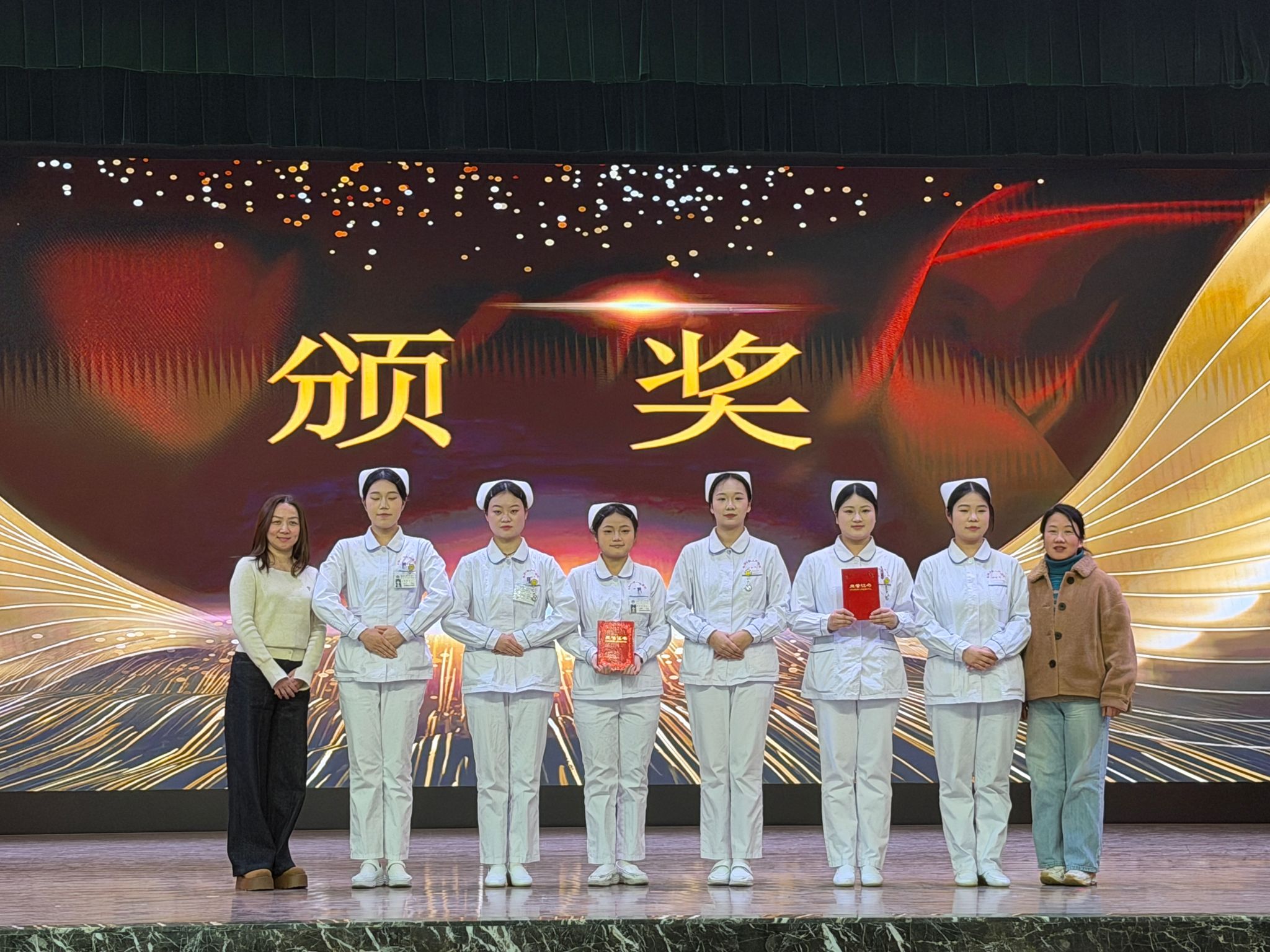 2138cc太阳集团实习生在医院急救技能操作竞赛中荣获二等奖